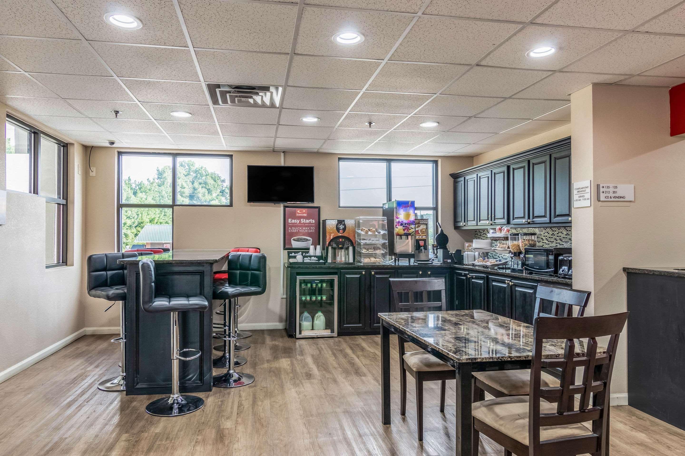 Americas Best Value Inn Opelika Kültér fotó