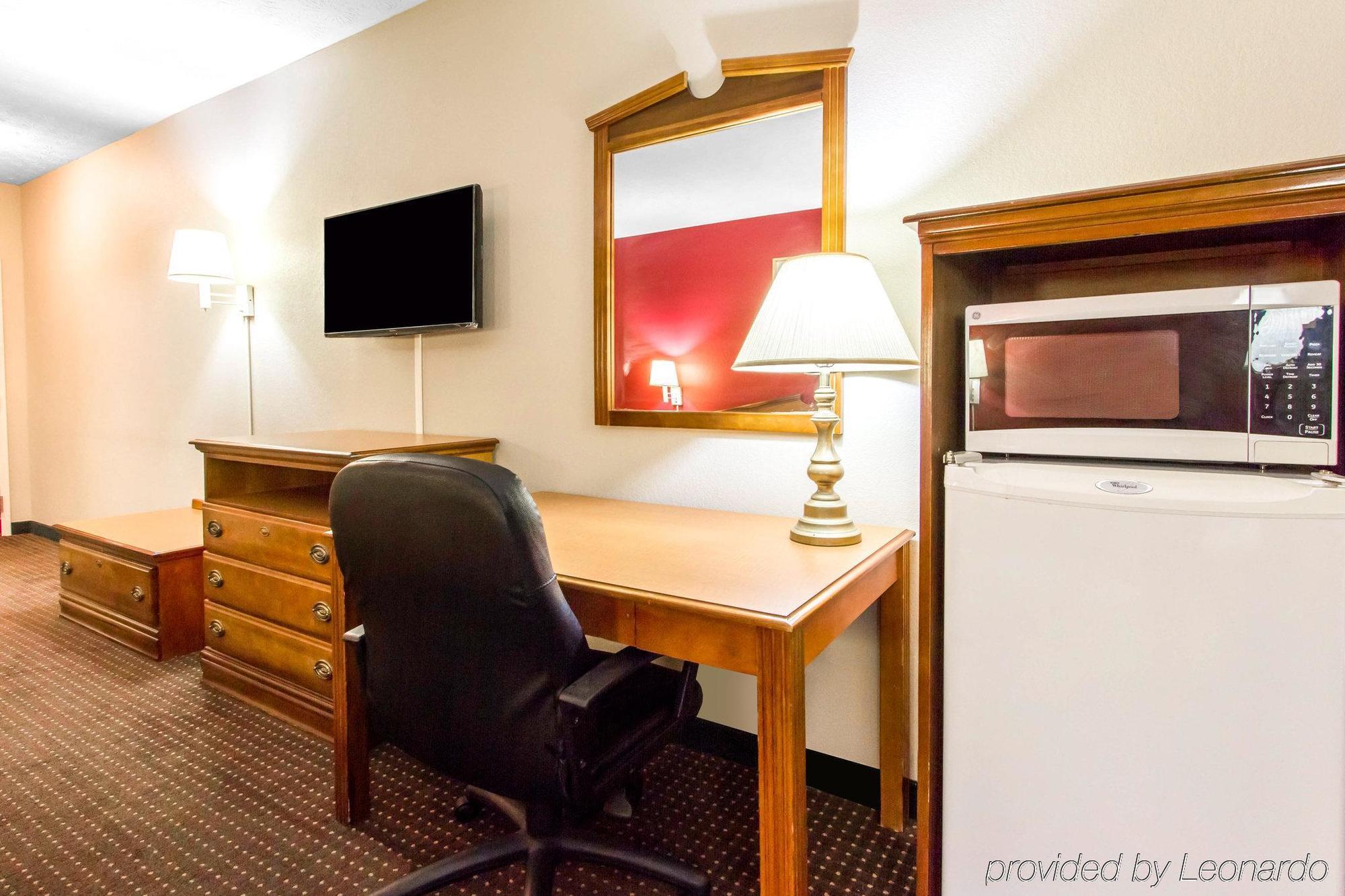 Americas Best Value Inn Opelika Kültér fotó