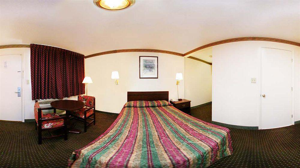 Americas Best Value Inn Opelika Kültér fotó